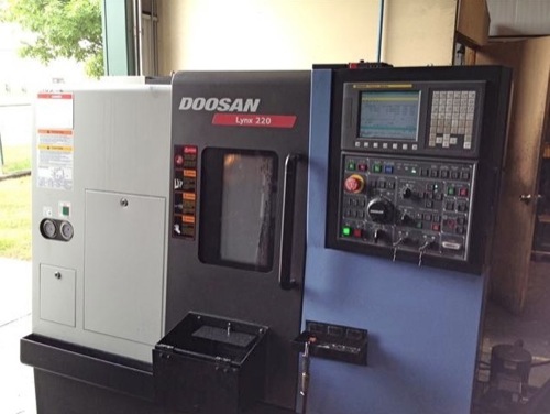 doosan lynx 200